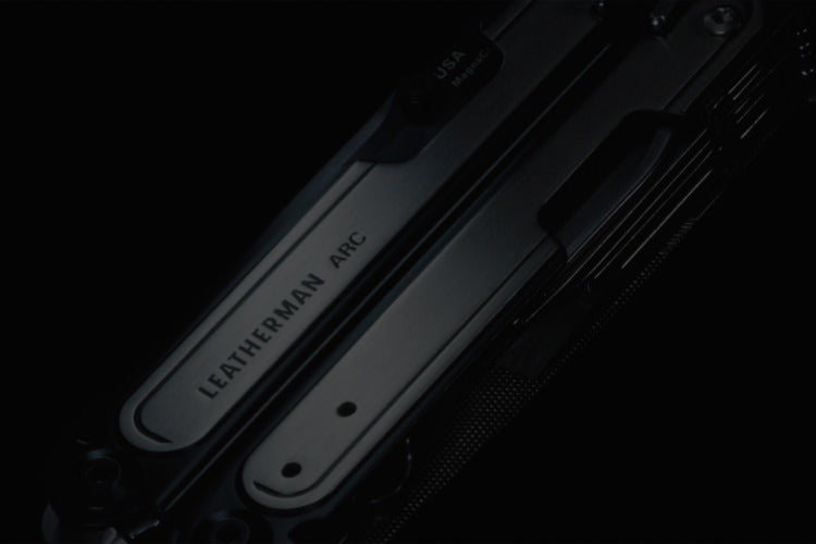 Translation missing: en.Leatherman arc with a black background