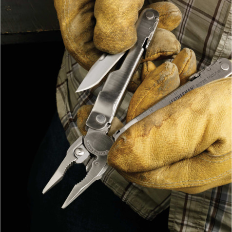 open supertool300 held by a hands in gloves
