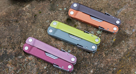 Translation missing: en.Bond multi-tool in 3 colors