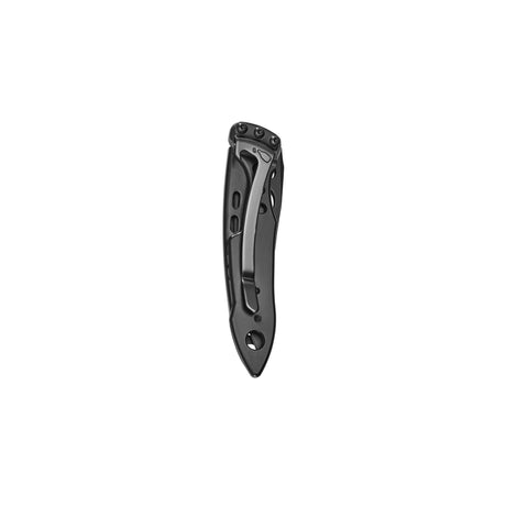 Translation missing: es.Onyx Skeletool KB in a closed back position