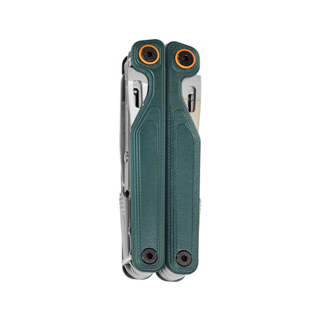 Translation missing: es.Cascadia Leatherman Wave® Alpha multi-tool closed, showcasing the compact design for outdoor and everyday use
