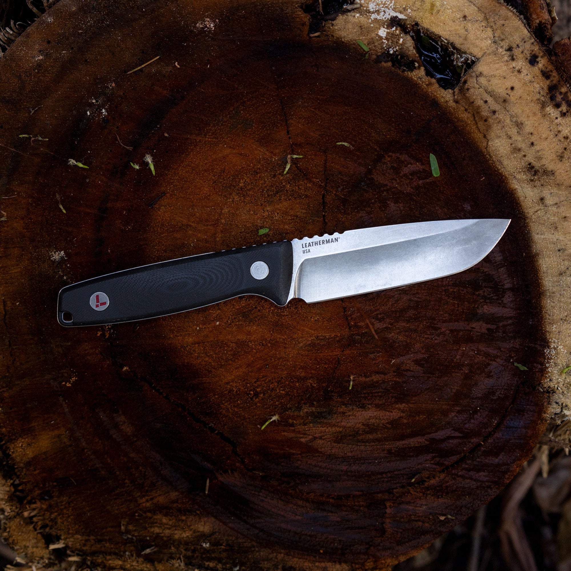 https://www.leatherman.com/cdn/shop/files/trac_knife_20260402201852_xl7d.jpg?v=1777553237&width=2000