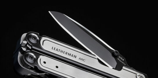 leatherman arc with magnacut blade displayed