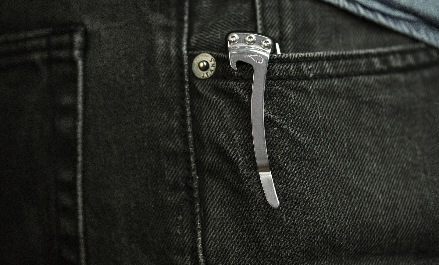 Leatherman KB pocket clip holding tool in pocket