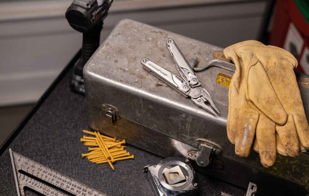 Leatherman Surge on a tool box
